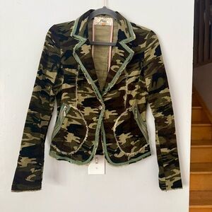 Camouflage Tailored Blazer in Green